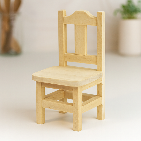 Miniatur Holzstuhl 5,5x9 cm – Wichtel Möbel naturbelassen