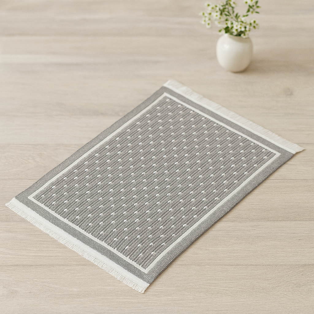 Miniatur Teppich grau aus Stoff 10x15cm als Wichtel Zubehör