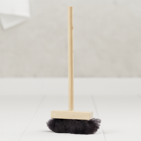 Miniatur Besen aus Holz mit dunklen Borsten, Wichtel Zubehör für Wichtelhaus und Geldgeschenke