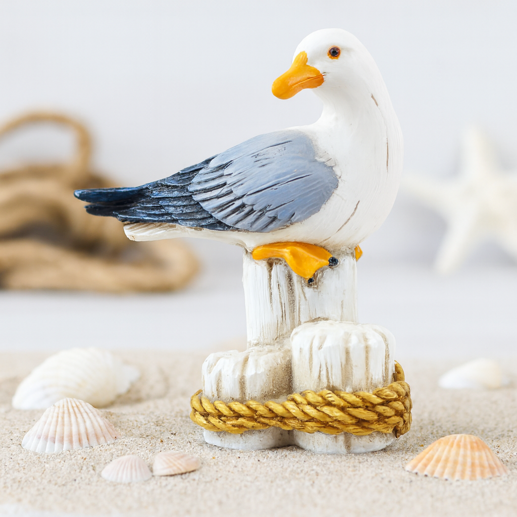 Möwe auf Pfahl Miniatur Dekofigur aus Polyresin ca. 6 cm maritim Sommer Urlaub Geldgeschenk Zubehör Diorama Modellbau