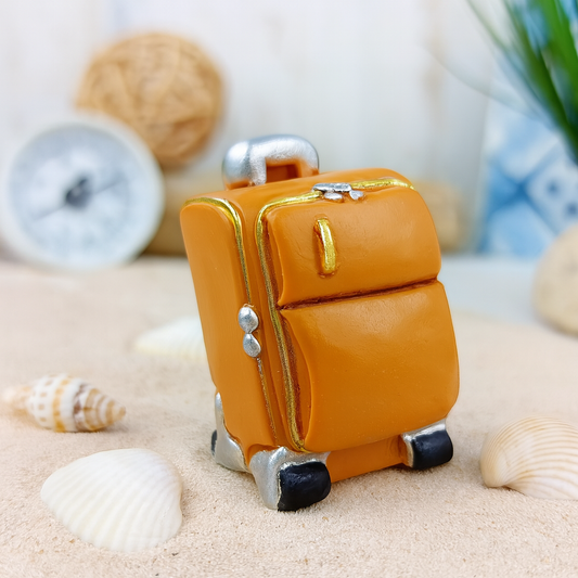 Miniatur Trolley Koffer 3,5 cm aus Polyresin braun Reise Urlaub Dekofigur für Diorama Modellbau Geldgeschenk Zubehör